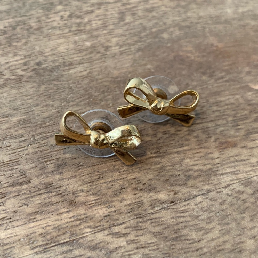 Kate Spade Gold Bow Stud Earrings 🎀